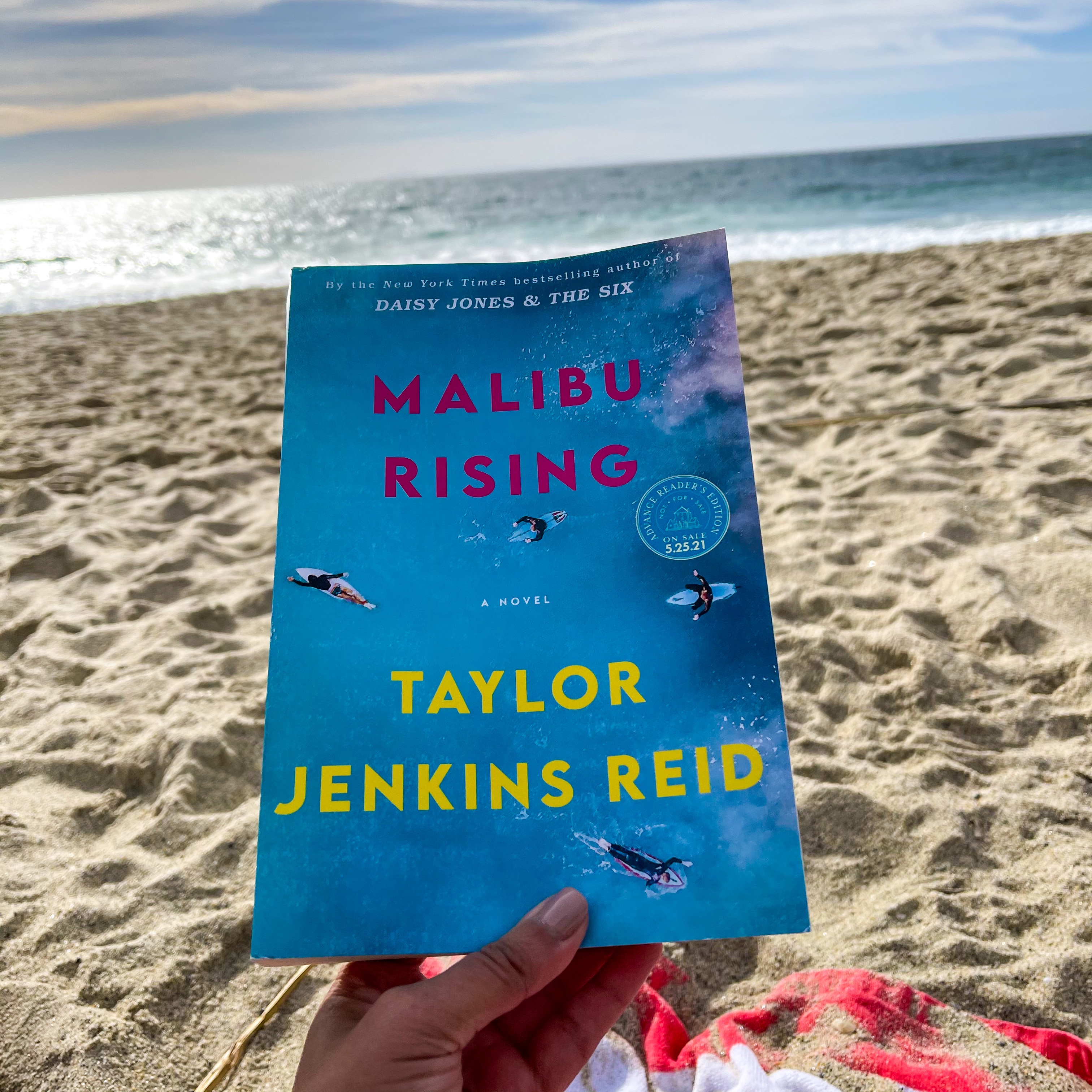 Mnalibu Rising Review: Malibu Rising | Asha Reads